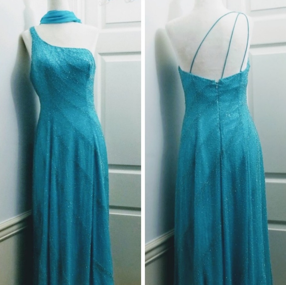 100% Silk Alyce Designs/Paris One Shoulder Dress